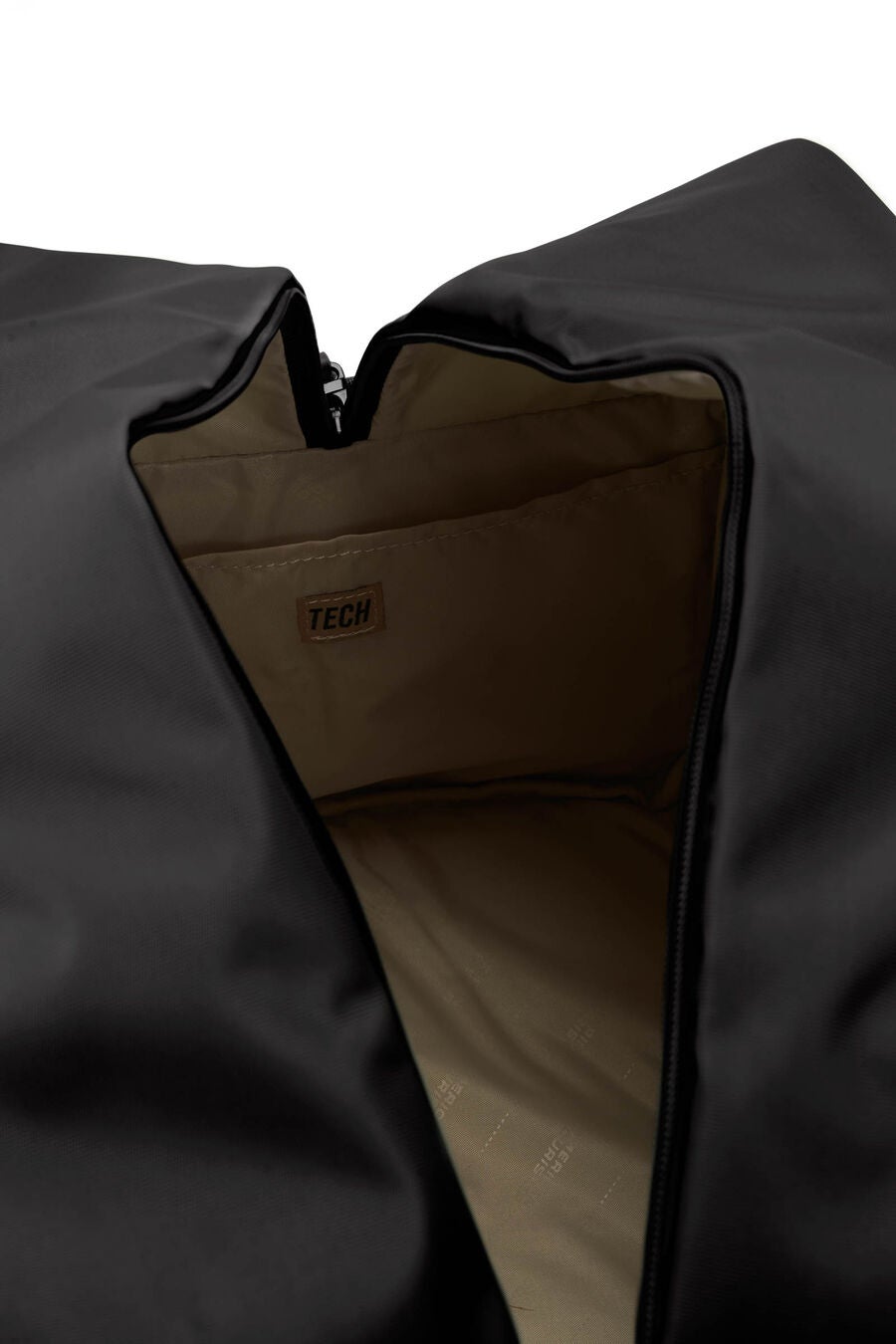 URBAN GROOVE MEDIUM 16&rdquo; DUFFLE  hi-res | American Tourister