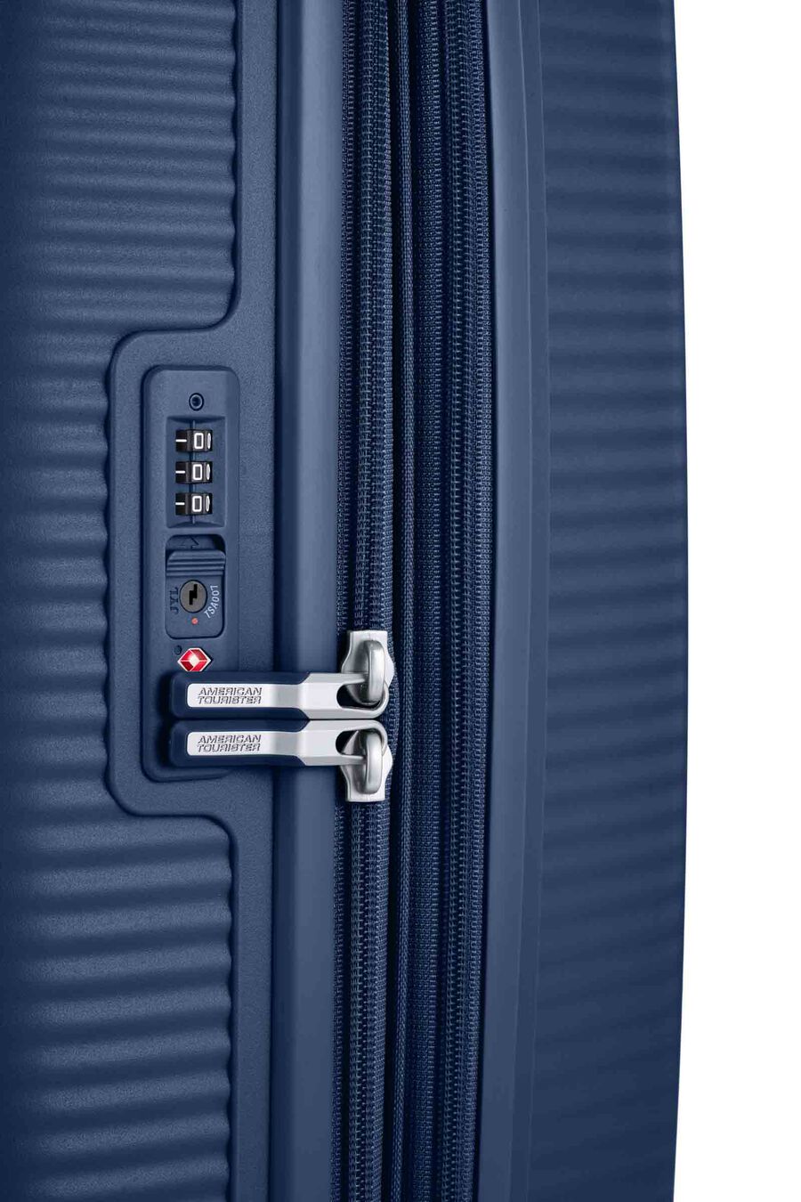 CURIO 2 CHECK-IN MEDIUM 69CM SUITCASE EXPANDABLE  hi-res | American Tourister