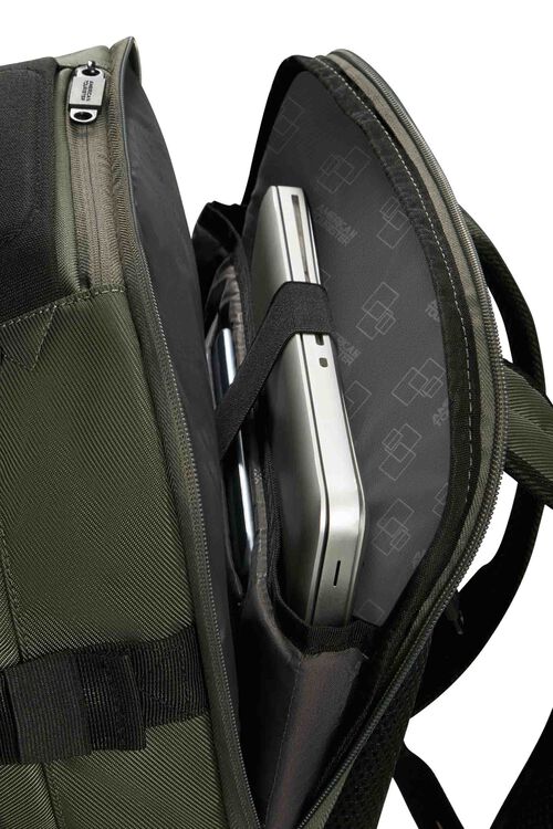 URBAN TRACK 15.6'' LAPTOP MEDIUM BACKPACK  hi-res | American Tourister