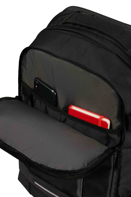 URBAN TRACK 15.6'' LAPTOP MEDIUM BACKPACK  hi-res | American Tourister
