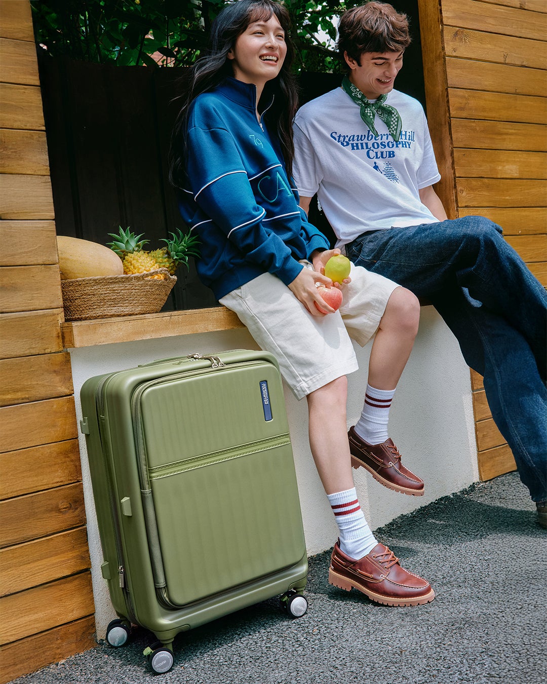 TRANTO CHECK-IN MEDIUM 68CM SUITCASE EXPANDABLE BOOK-OPENING  lifestyle | American Tourister