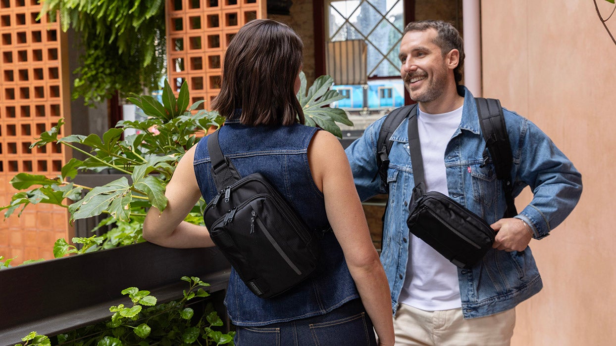 URBAN TRACK SLING BAG WITH ADJUSTABLE STRAP  topdesc | American Tourister