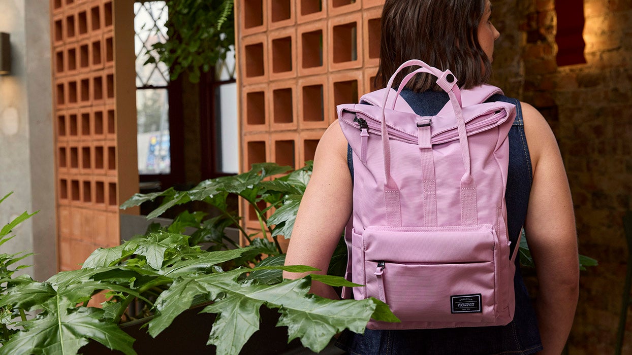 URBAN GROOVE 16" CITY BACKPACK FITS 14" LAPTOP  topdesc | American Tourister